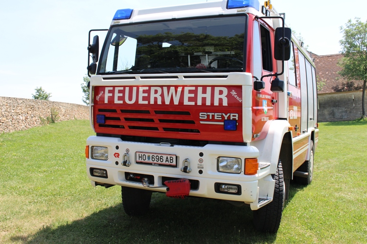Rüstlöschfahrzeug RLFA 2000 Außenansicht